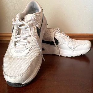 Nike White Air Max SC Women’s Size 8.5